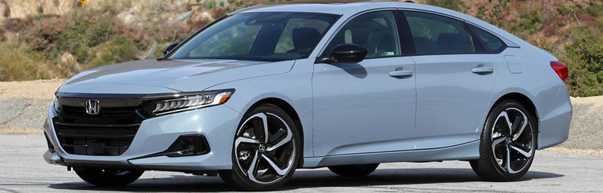 See the New Honda Accord Hybrid in Auburn, MA | Features Review